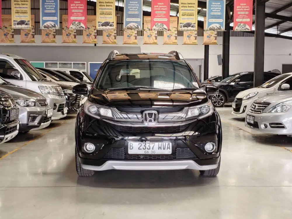 TERMURAH BRV PRESTIGE 2017 CVT HITAM pajak pjg istimewa no pr dp 6jt