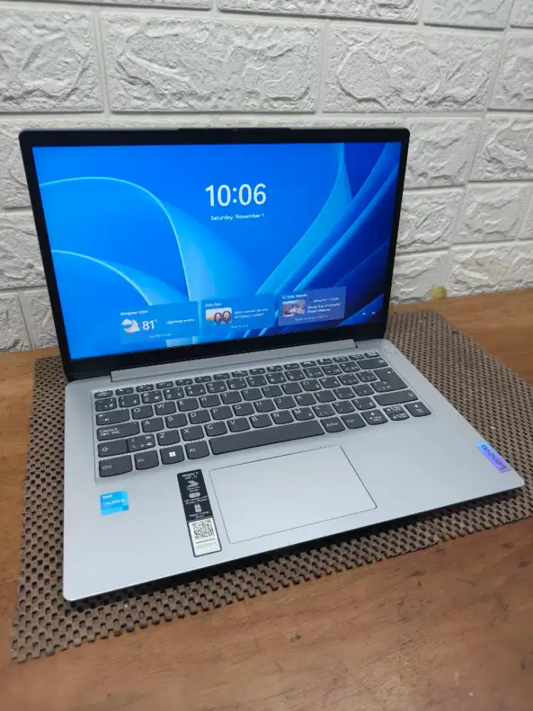 Lenovo ideapad 1i intel Celeron Gen-12 (8/256gb) 14 inch Mulus NORMAL