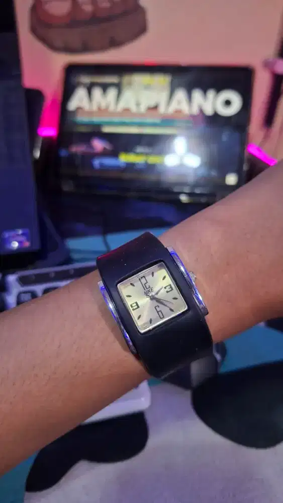 Jam tangan Nike Junk