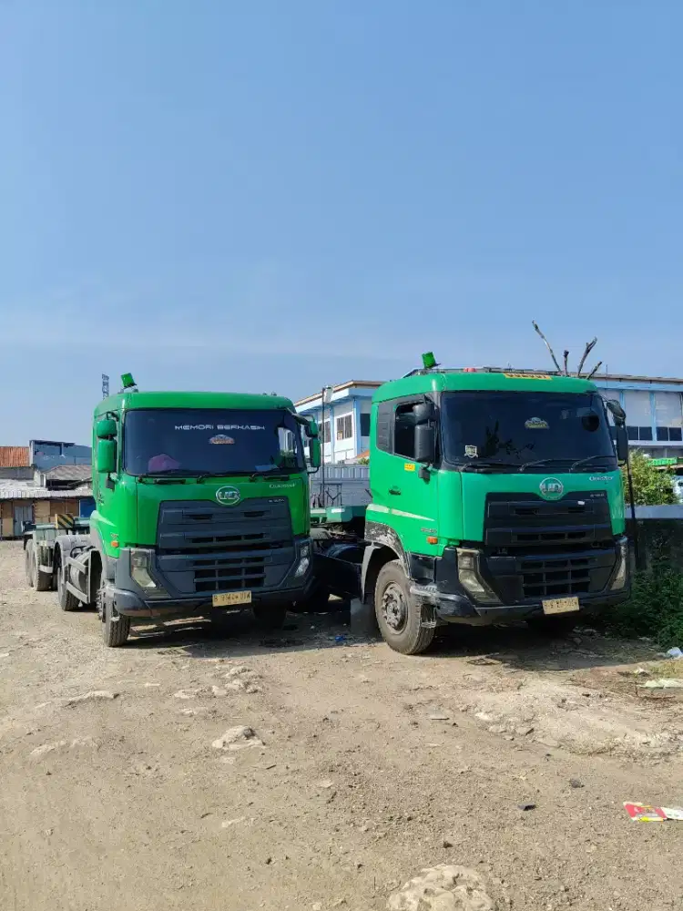 Mobil UD Truck, Hino