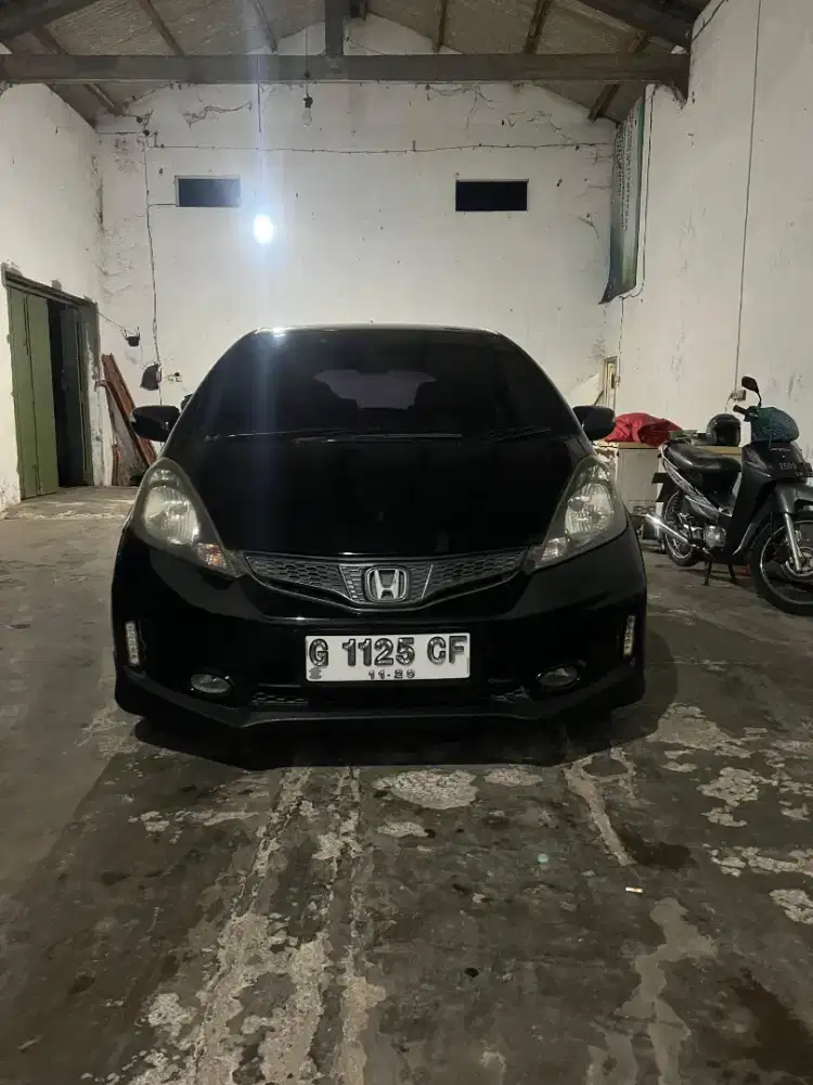 HONDA JAZZ RS AT MMC 2011