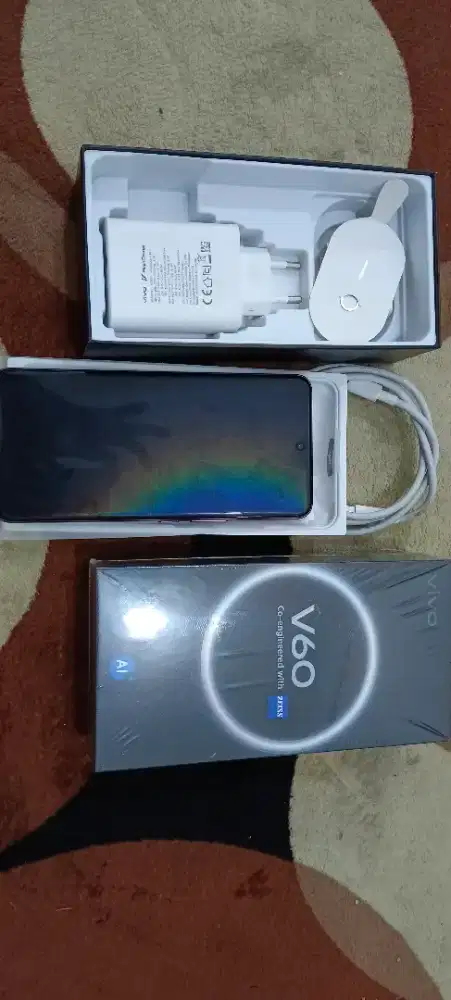 VIVO V60 5G (12+12/256GB)