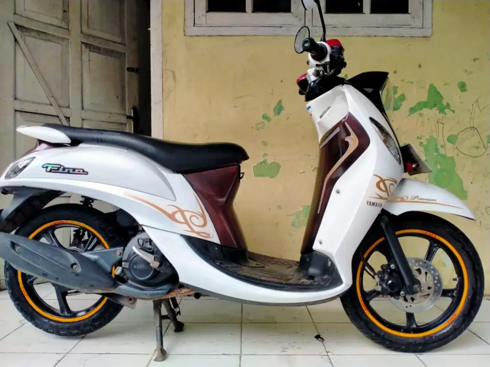 Yamaha Fino injeksi lengkap motor sehat keterangan detail dibawah