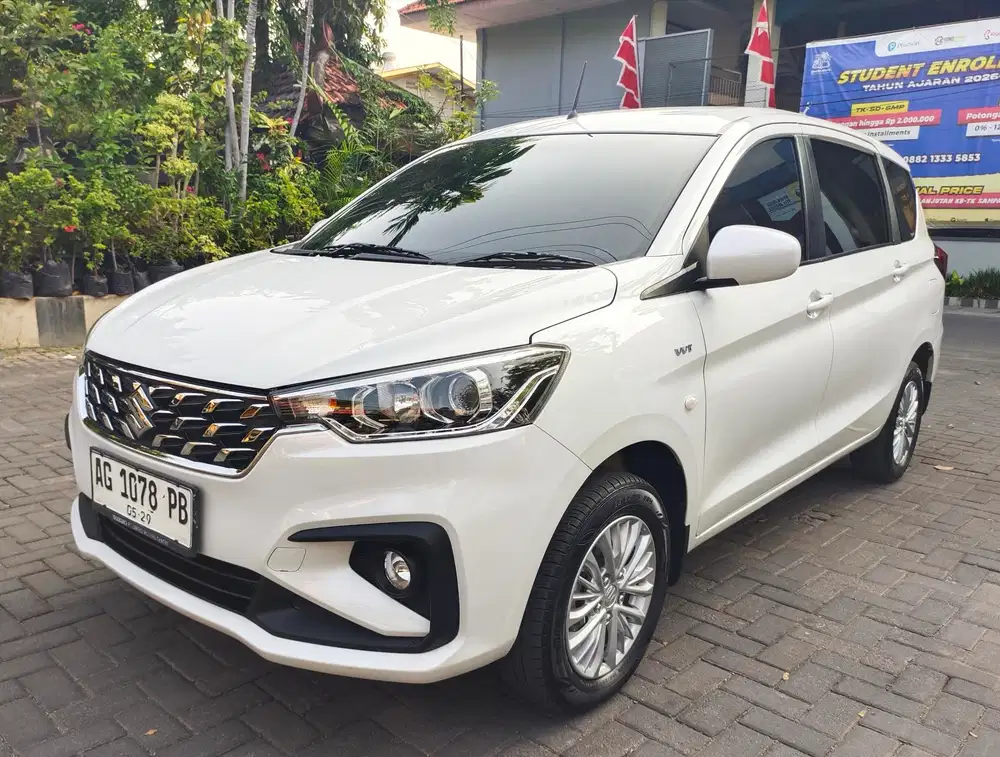 Ertiga 1.5 GL Matic 2024 Putih KM18 RB DP 35 jt