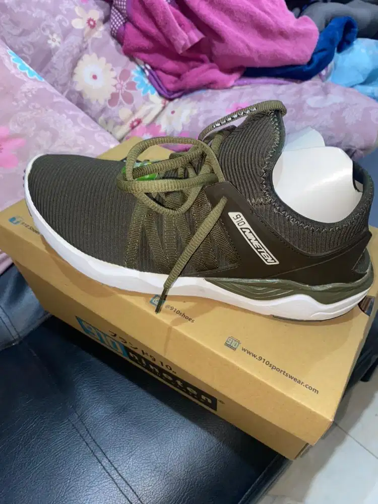 Jual rugi 910 Nineten Size 43 Ori – Sneaker Casual Baru + Box Lengkap