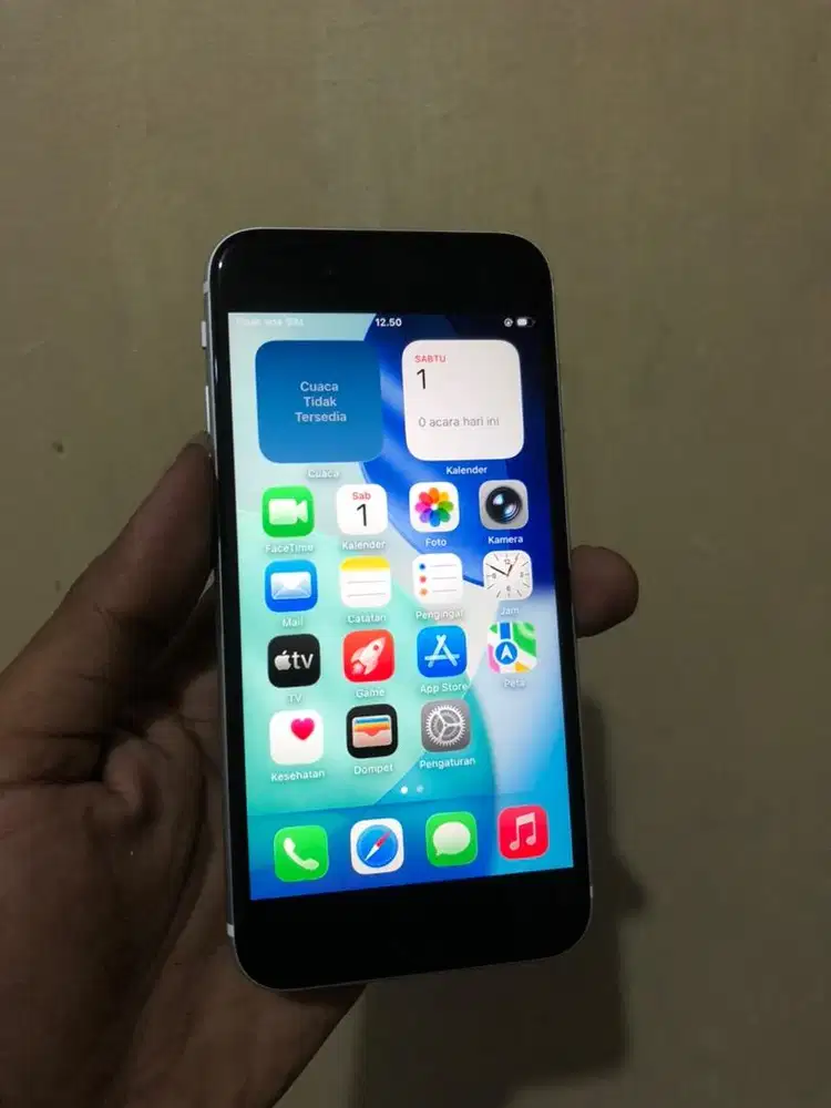 Iphone se gen 2 ibox 128 gb wifi only