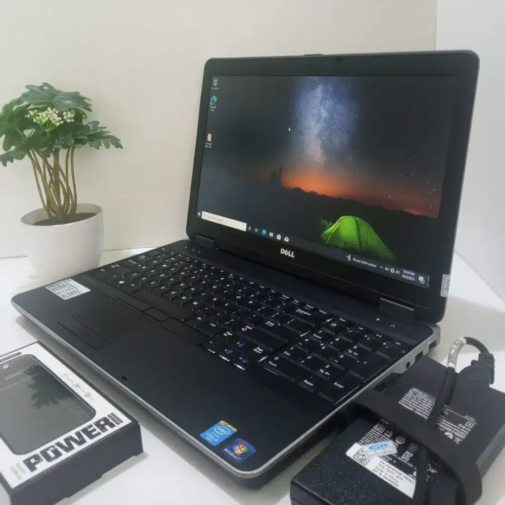LAPTOP DELL 15.6 IN CORE i5 RAM 16GB SSD 256GB GRATIS POWER BANK BARU