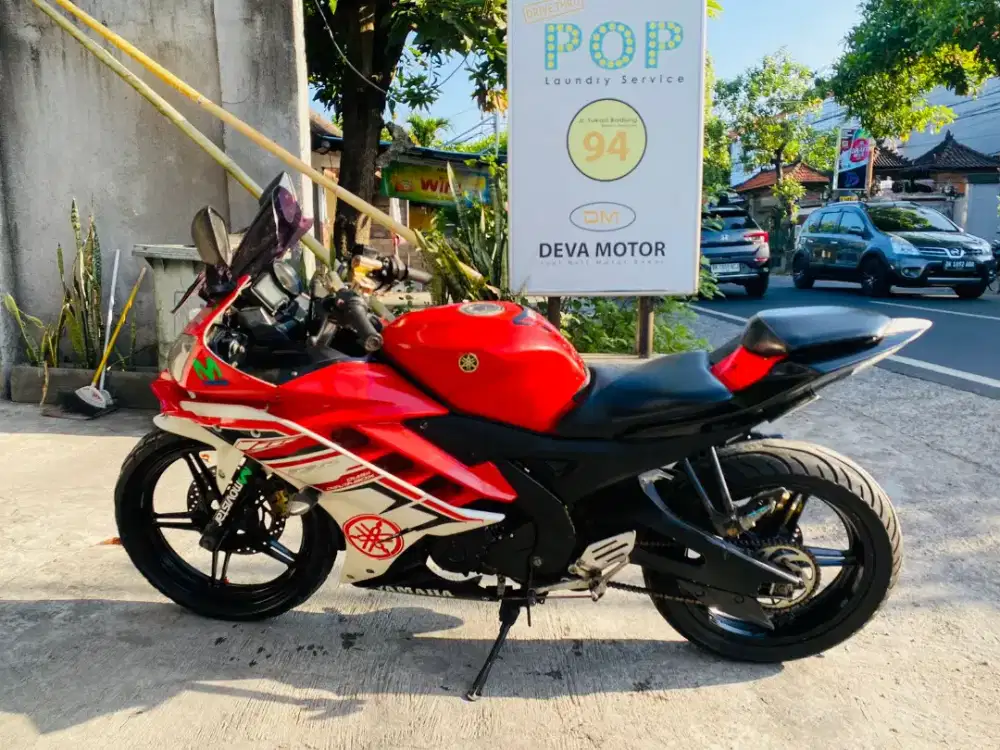 Yamaha R15 merah Deva motor