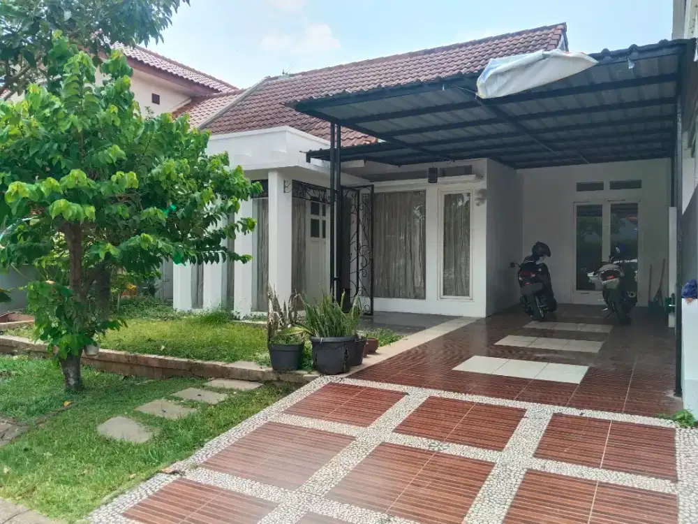 Rumah LT 180 M² Di Graha taman bunga Bsb city