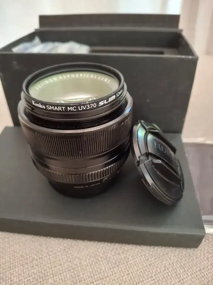 Lensa Fujifilm Fujinon XF 35mm F1.4 R