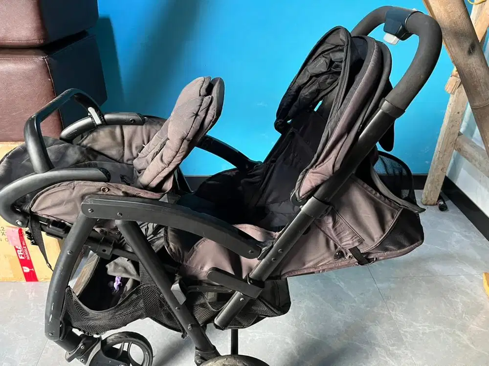 Jole double stroller