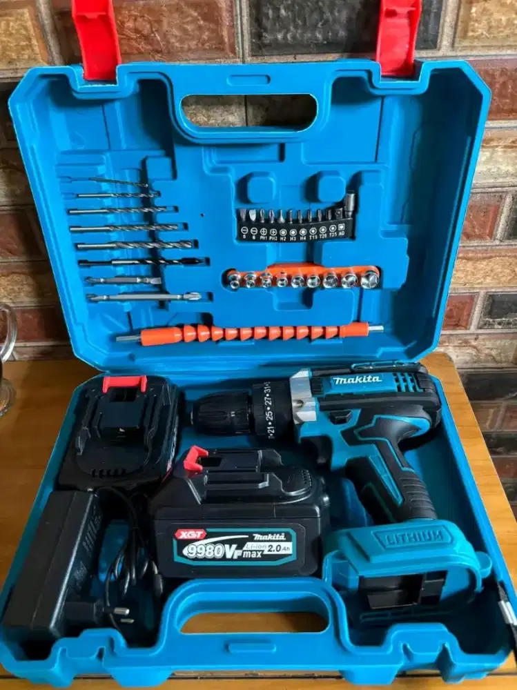 Mesin Bor Batre Makita