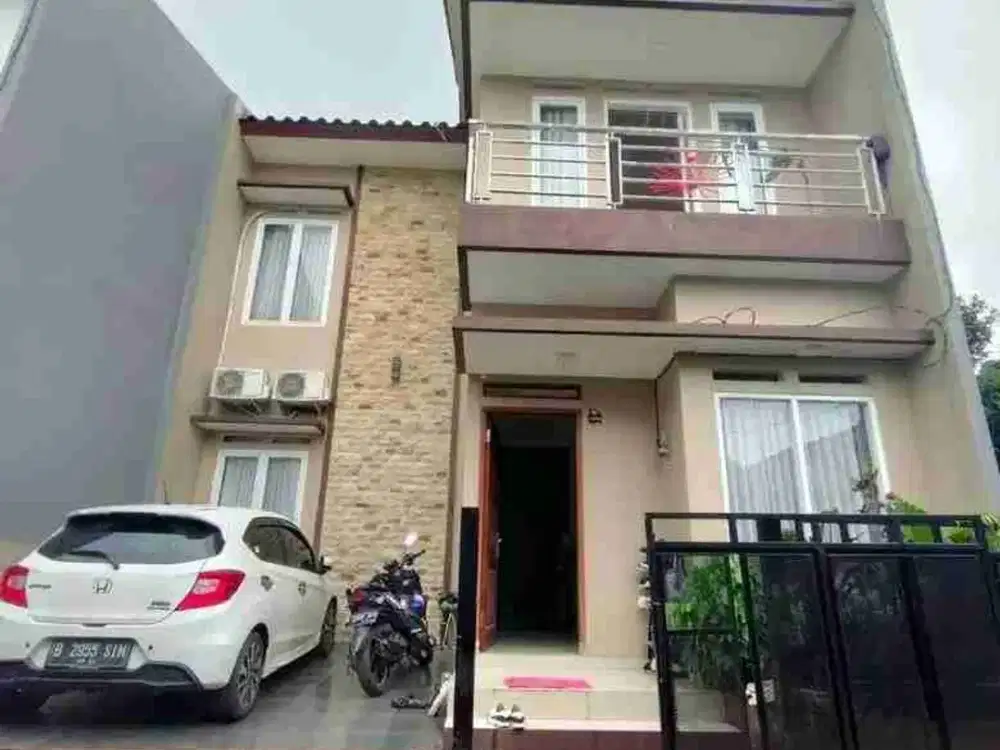 di sewakan rumah di h shibi Lenteng agung Jaksel bisa 6 bulan