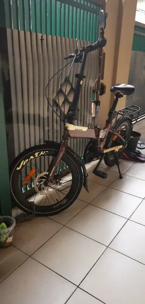 Sepeda Lipat United Genio Vesta 20