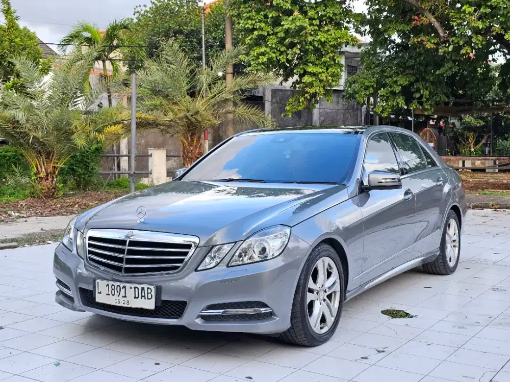 Mercy E300 Avantgarde 2011 SIMPANAN KM 25rb