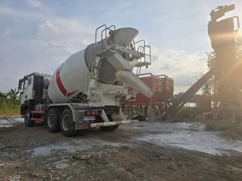 Jual truck mixer mulus