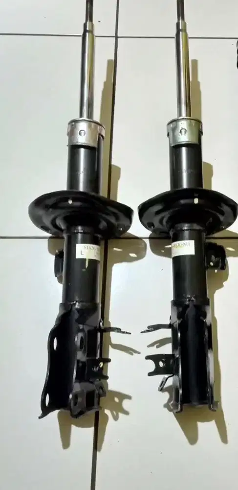 Shock depan HRV lama