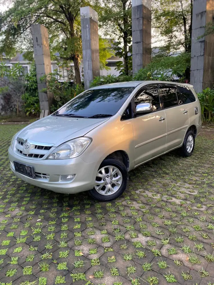 Toyota Innova V 2005 Bensin