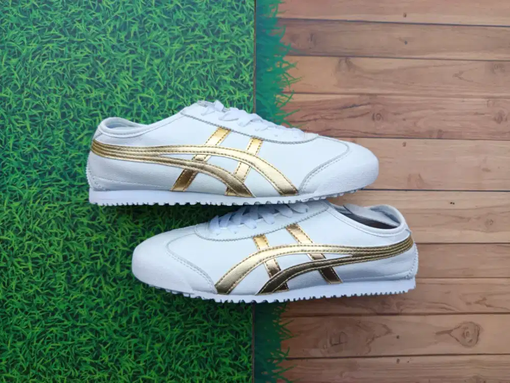 Onitsuka Tiger White List Silver •Preloved, Second, Thrift•
