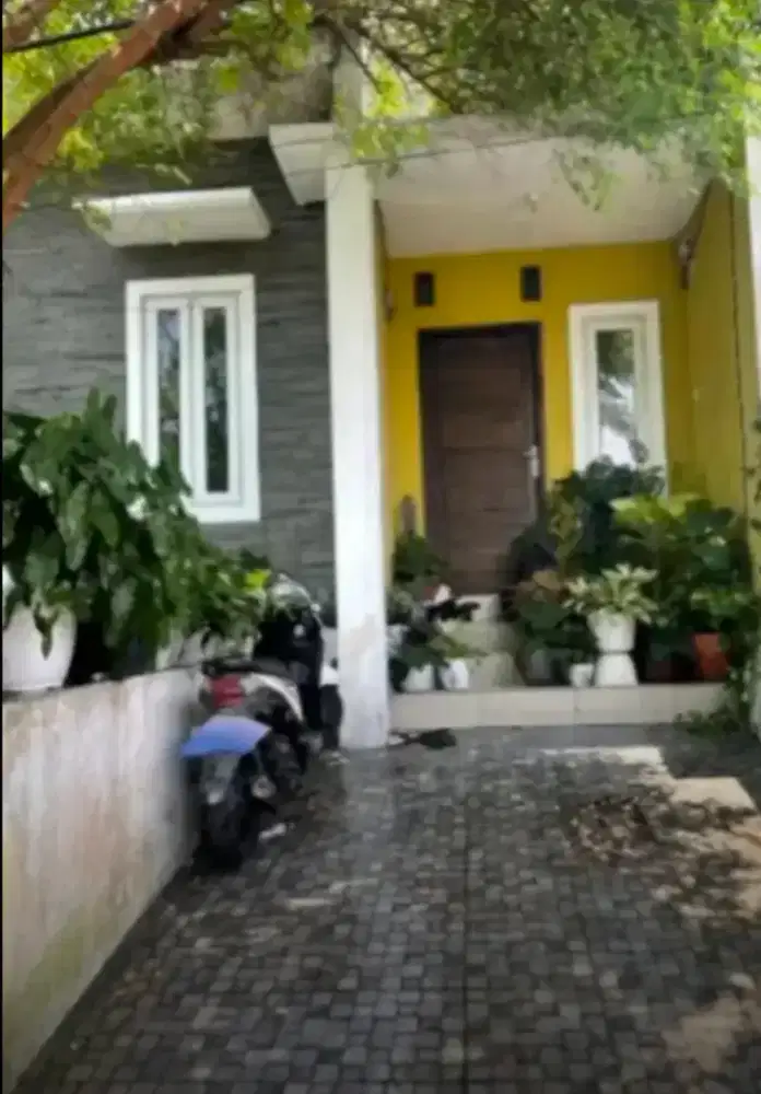 Sewa rumah perapatan sukabumi alfamart super indo