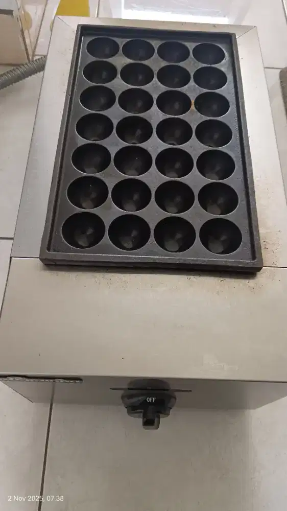 Mesin takoyaki gas / cetakan takoyaki