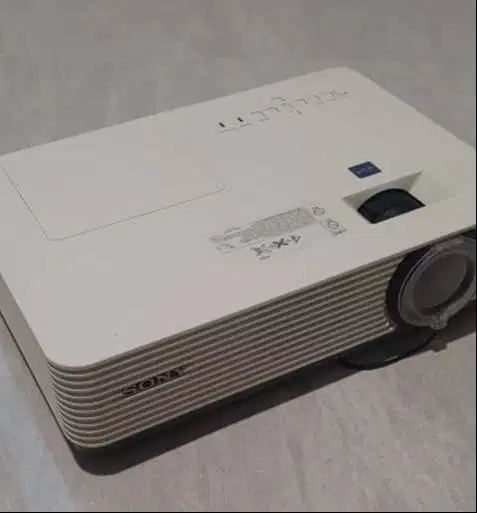 proyektor LCD Sony