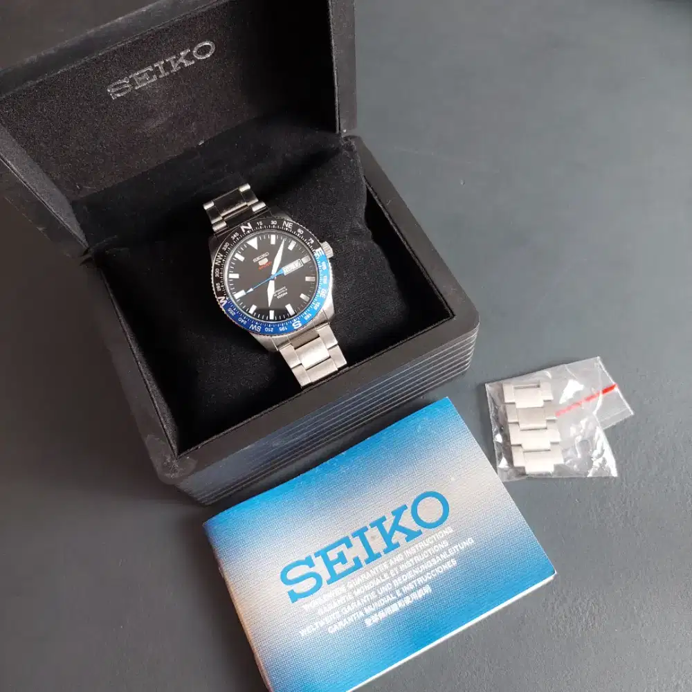 SEIKO 5 SPORTS SRP659K1 AUTOMATIC BLACK DIAL STAINLESS STEEL STRAP