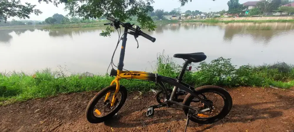Sepeda lipat BNB (Bike N Bike) Tory 9.2 20 inchi bekas siap gowes