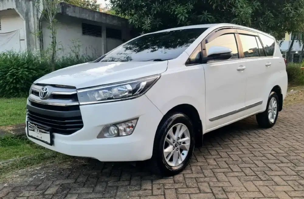 LOW KM CASH Innova G Lux AT Diesel 2018