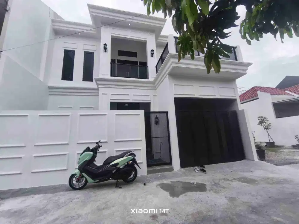 Rumah Baru 2 Lantai di Solo – 4 Kamar, Mewah, Lokasi Strategis, Harga Nego!