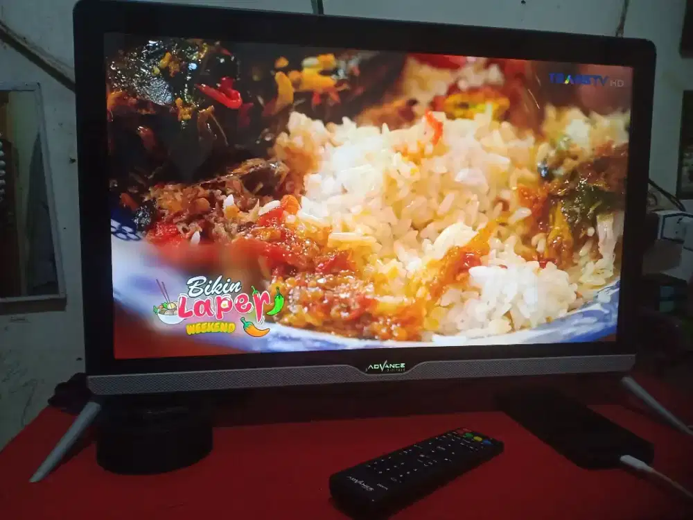 Tv Led 24 merk Advance type ADV-2401 T