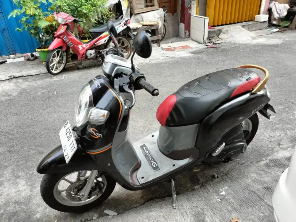 Honda Scoopy donat th 2017