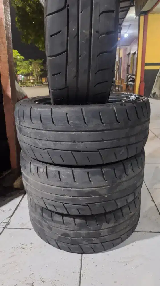 BAN R15 195/55 CHAMPIRO SX2