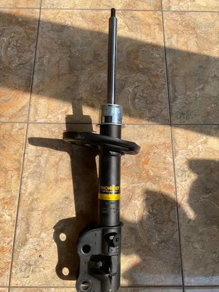 DIJUAL CEPAT SHOCKBREAKER MAZDA CX5