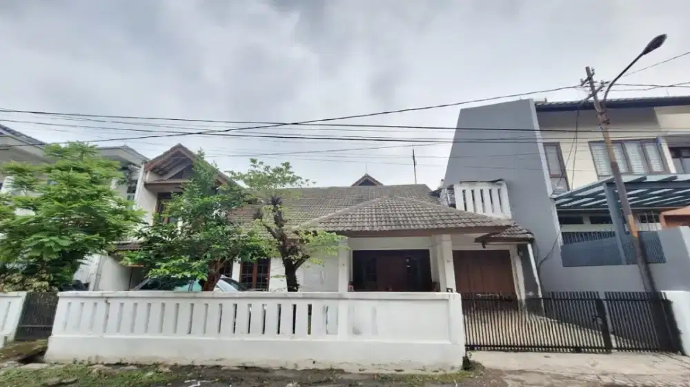 Rumah Turangga Belakang Hotel Horison