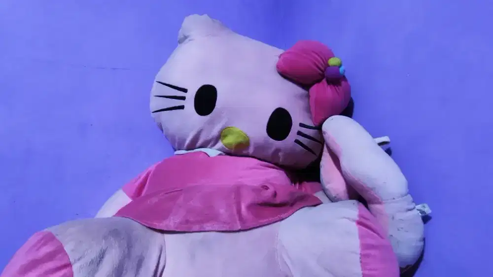 Boneka Hello Kitty Jumbo