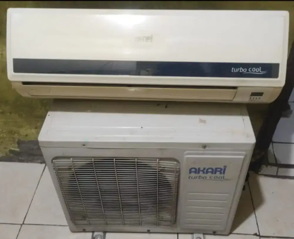 Dijual AC merk akari 1/2 PK harga terpasang