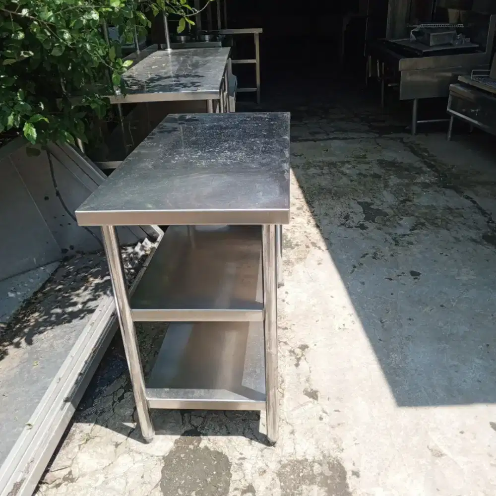 Stainless meja 3