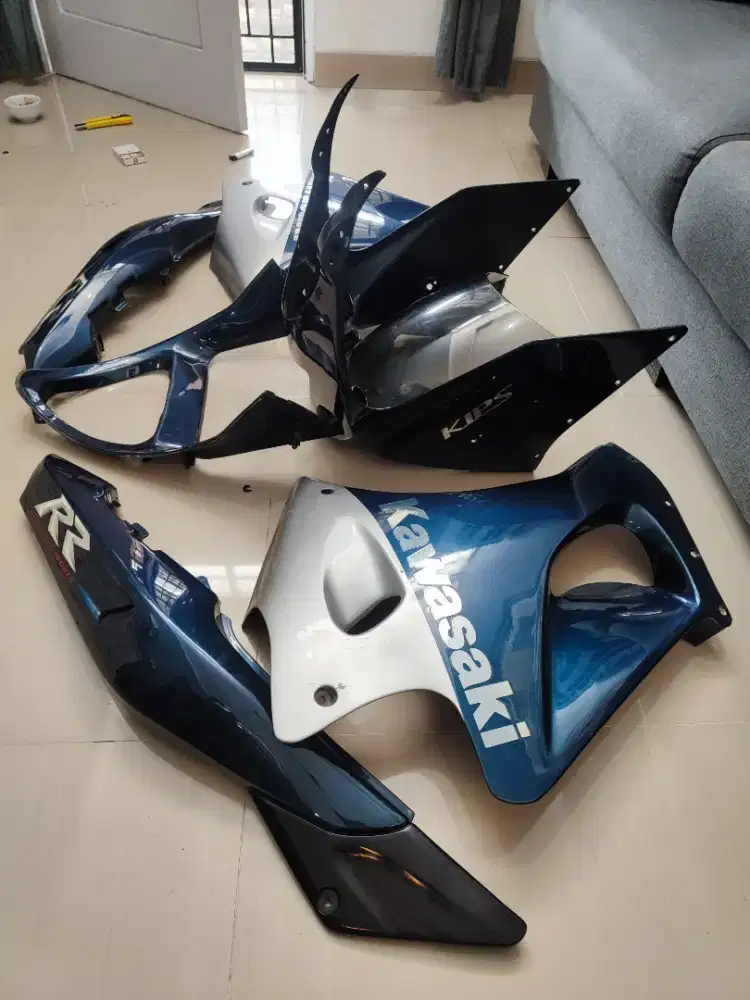 Body set ninja rr old navy 2009 + radiator + stang jepit original