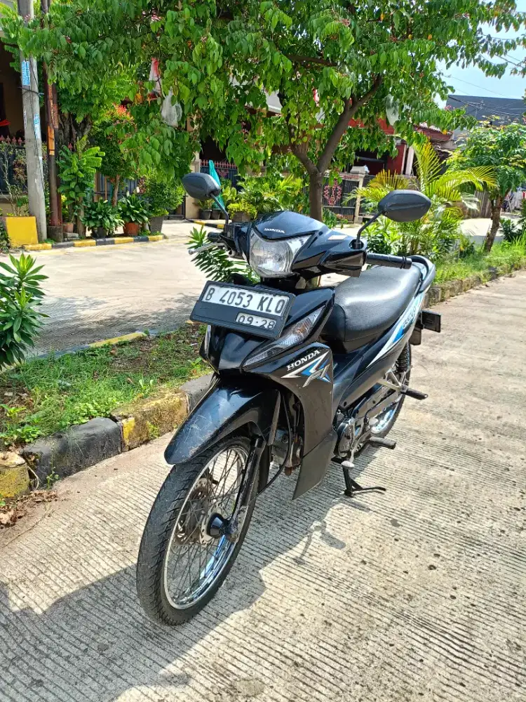 Dijual Murah Motor Revo fit F1 Tahun 2016