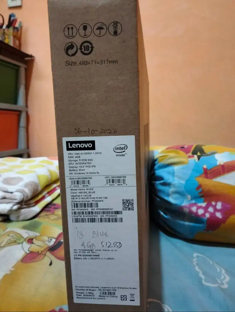 Lenovo core I3 blue 4 GB 512 SSD