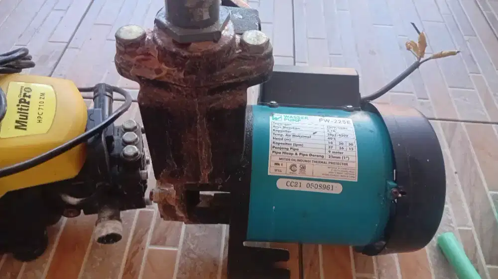 Mesin Air dan Mesin cuci Motor