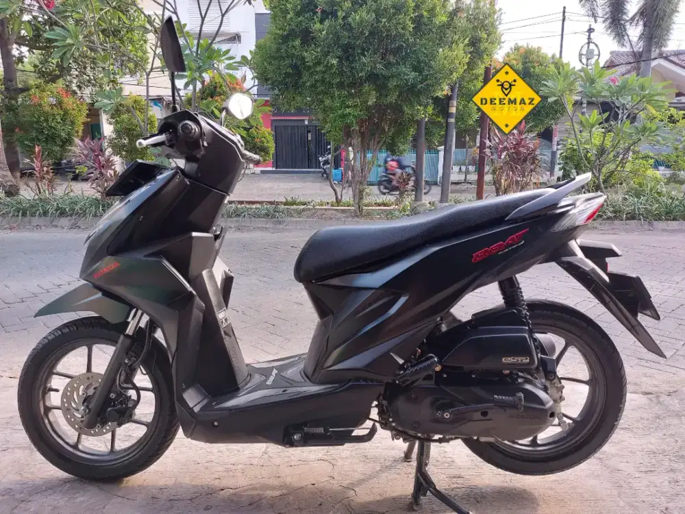 (DP 300)‼️ Beat Deluxe CBS ISS Hitam Mulus 2023 Cash / Kredit