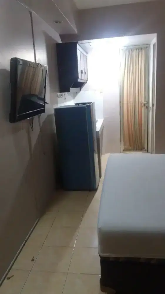 Disewakan apartemen tipe studio bersih murah jakarta barat