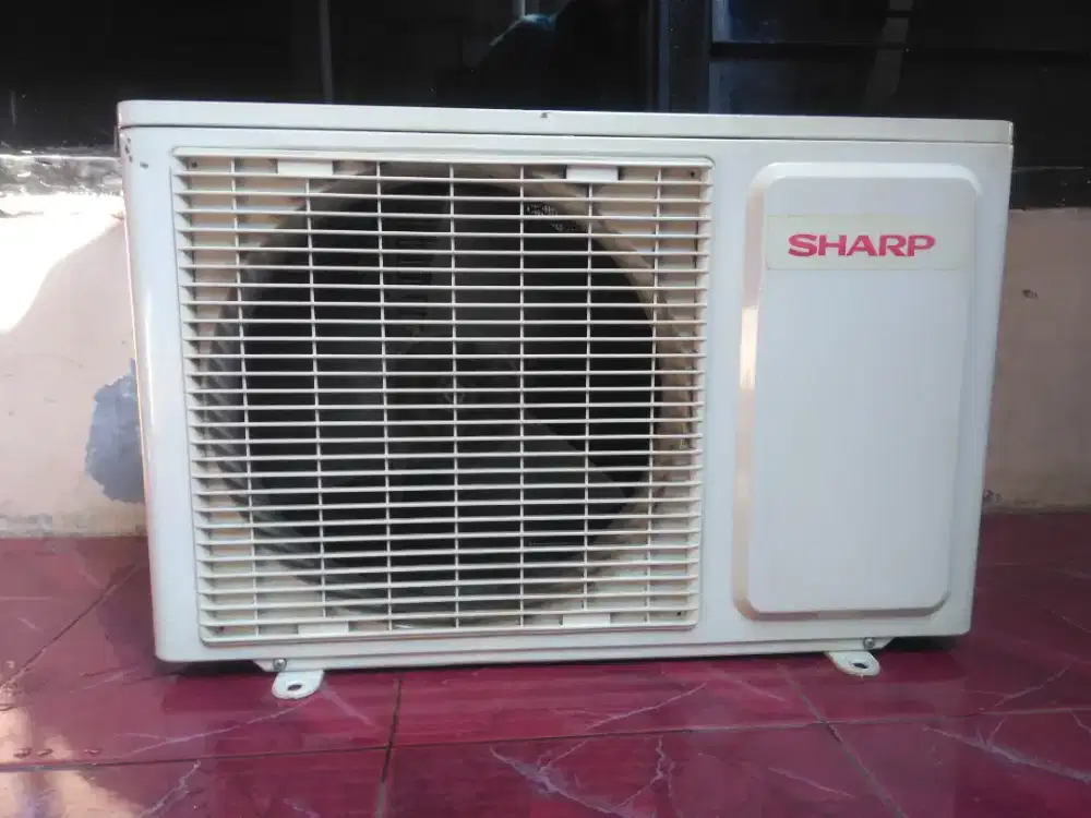 Outdoor ac 1/2 pk sharp R32
