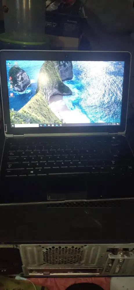 Laptop Buat Anak Belajar DESIGN Sdh SSD windows 10 Pro full Update