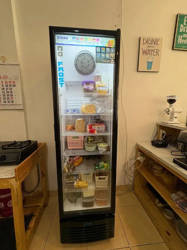 Dijual kulkas showcase STEKO