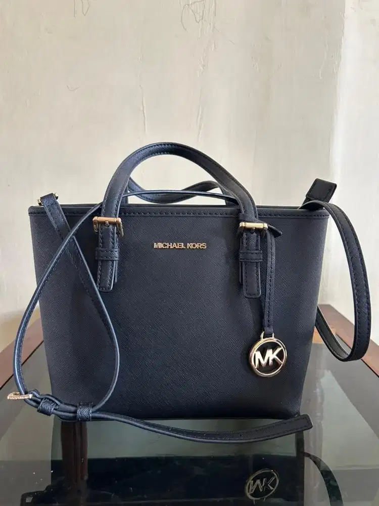 Michael Kors JetSet Caryall