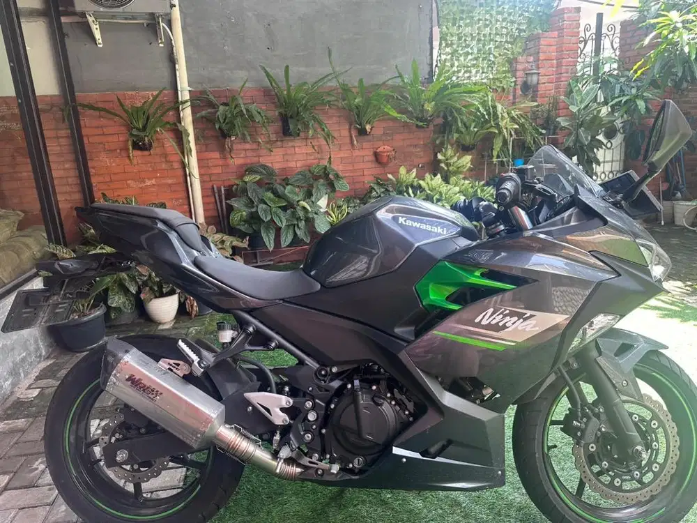 Ninja 250 tahun 2024 , dijual cepat & nego