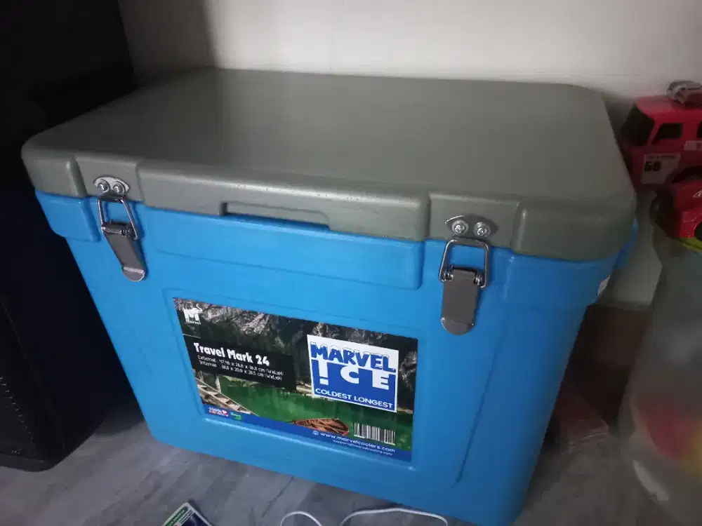 CoolBox penahan dingin makanan dan minuman